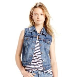 Levi’s Jean vest